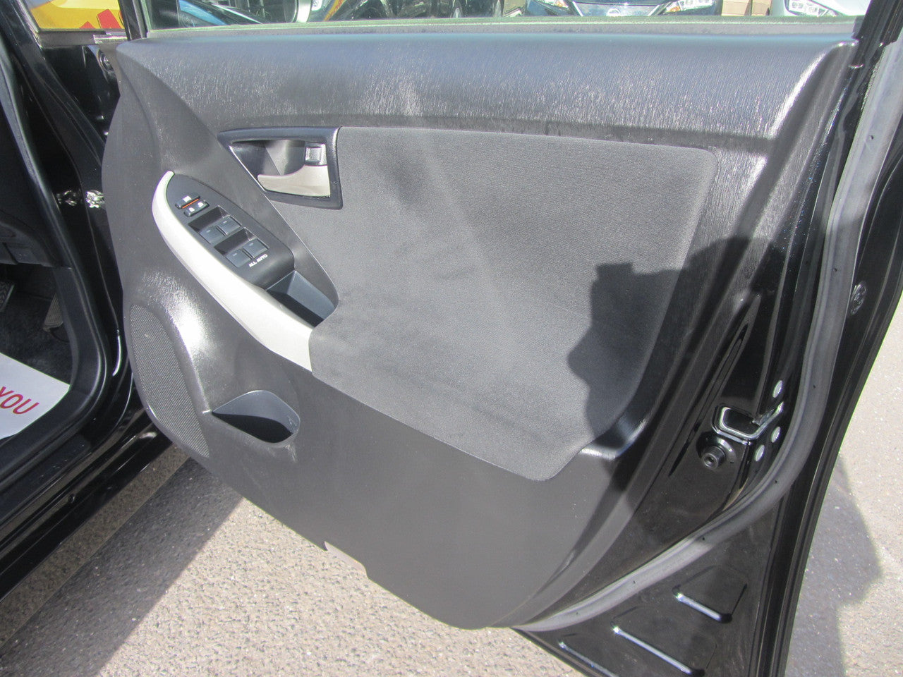 2012 Toyota Prius Plug-In Hybrid 1.8L G-Edition 5 seater, VIN 6ZZC0ZVW353012895 (#2895)