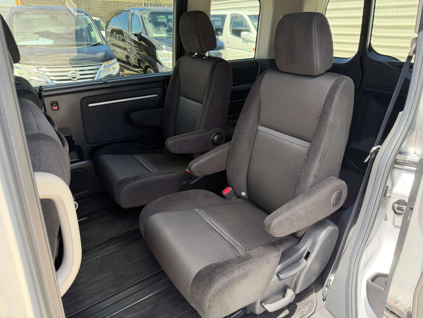Interior view of the 2019 Honda Honda Stepwgn 2.0 Spada Hybrid with comfortable seating for seven.