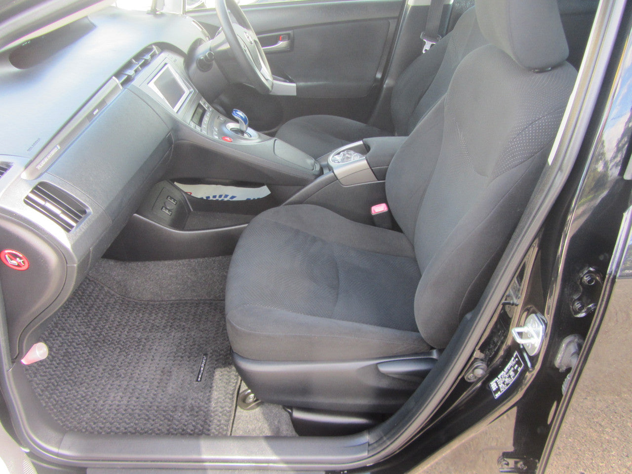 2012 Toyota Prius Plug-In Hybrid 1.8L G-Edition 5 seater, VIN 6ZZC0ZVW353012895 (#2895)