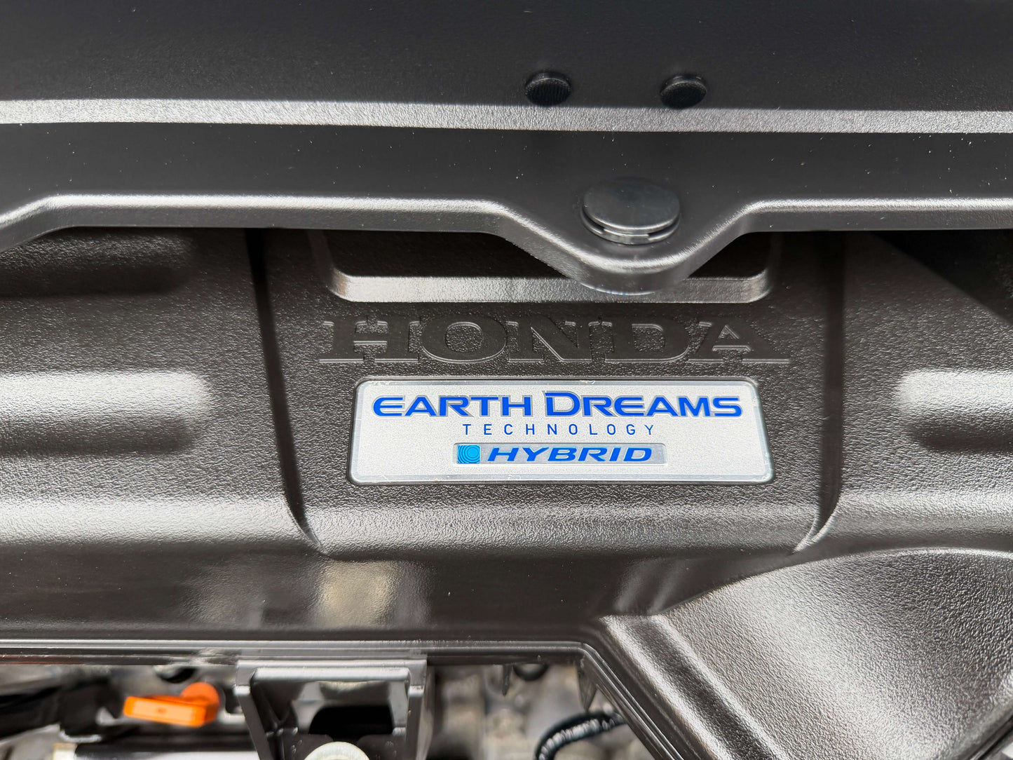 2018 Honda Stepwgn 2.0 Spada Hybrid Honda Earth Dreams Technology Hybrid engine emblem