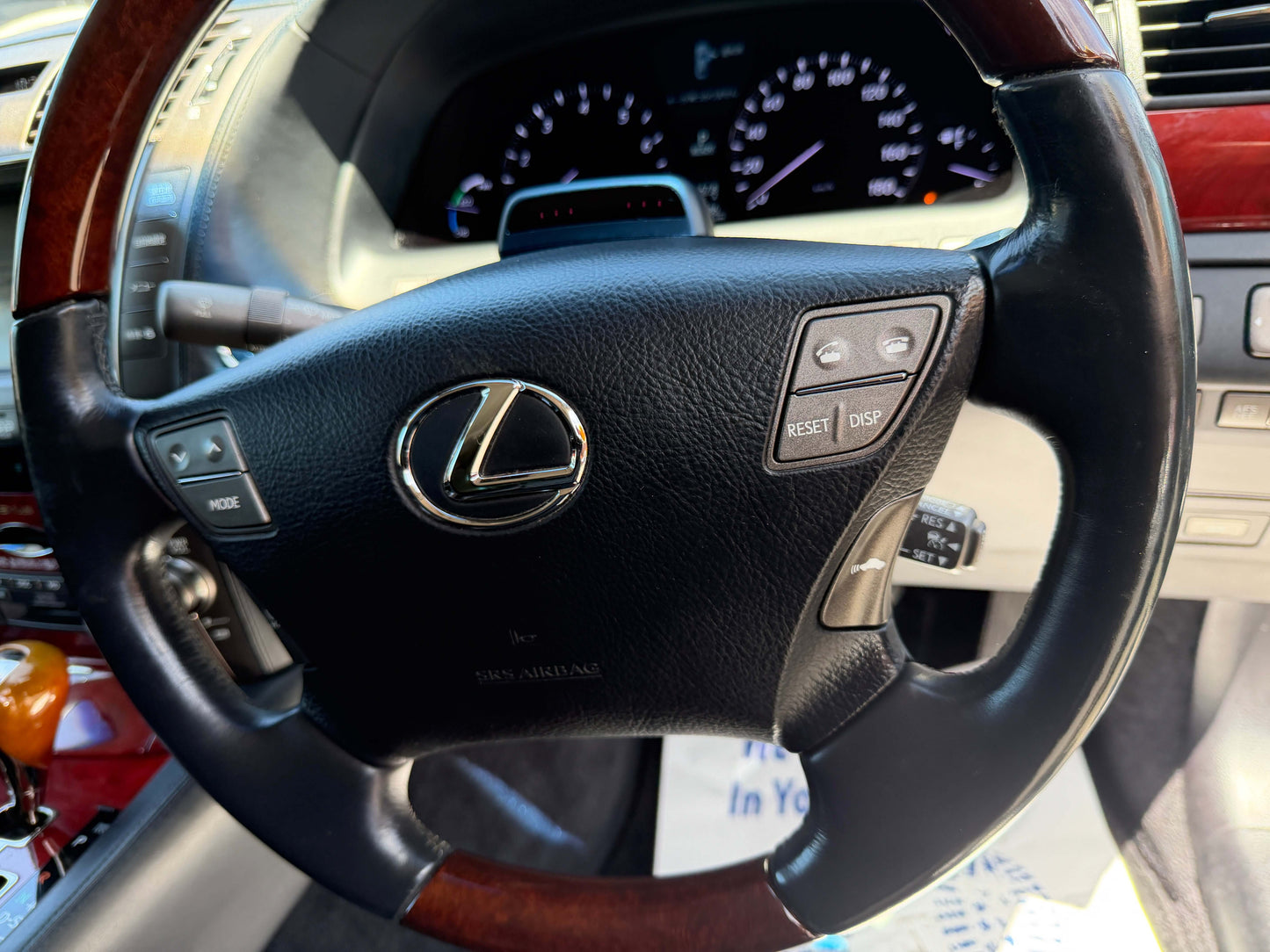 2007 Lexus LS600hL AWD V8 5.0L Hybrid steering wheel interior view with dashboard indicators