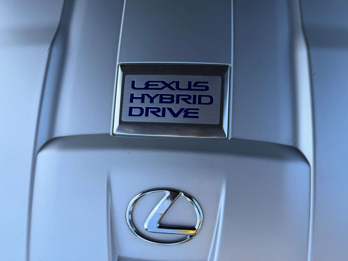 Lexus Hybrid Drive badge on engine cover of 2007 Lexus LS600hL AWD V8 5.0L Hybrid Luxury Sedan