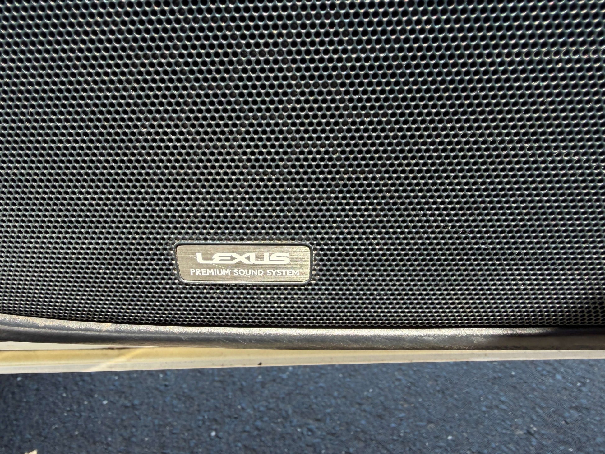 2007 Lexus LS600h AWD V8 5.0L Hybrid Lexus premium sound system speaker grille in a luxury vehicle interior.