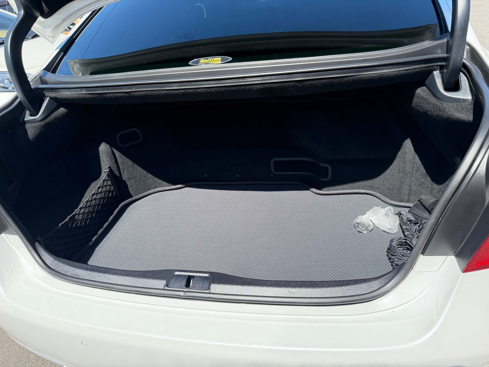 2007 Lexus LS600h AWD V8 5.0L Hybrid trunk space, showcasing interior storage in luxury sedan.