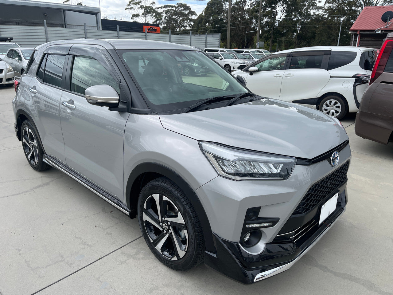 2022 Toyota Raize 1.2L e-Smart Hybrid Z, VIN 6ZZN0A202A0023805 (#3805)