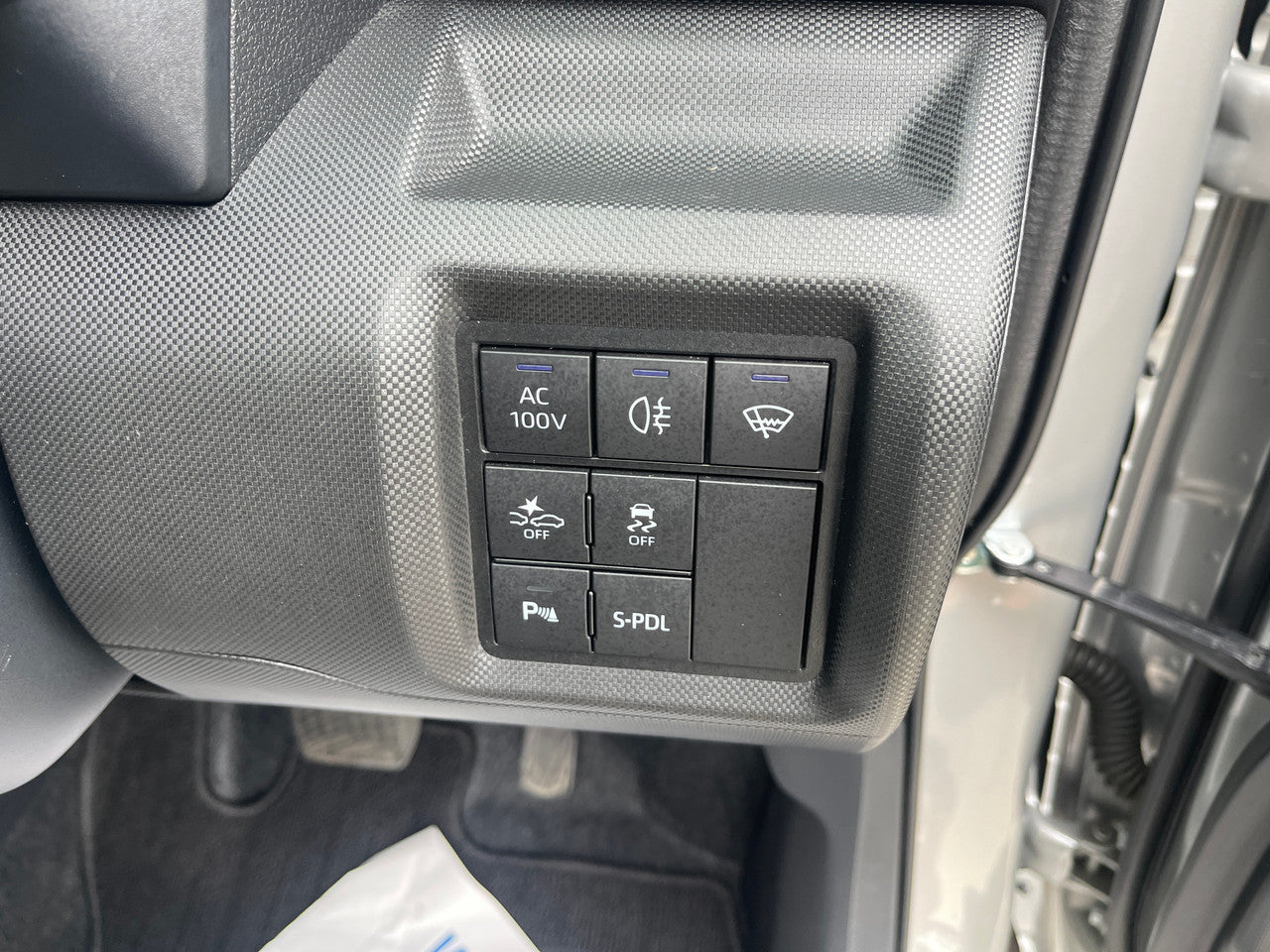 2022 Toyota Raize 1.2L e-Smart Hybrid Z, VIN 6ZZN0A202A0023805 (#3805)