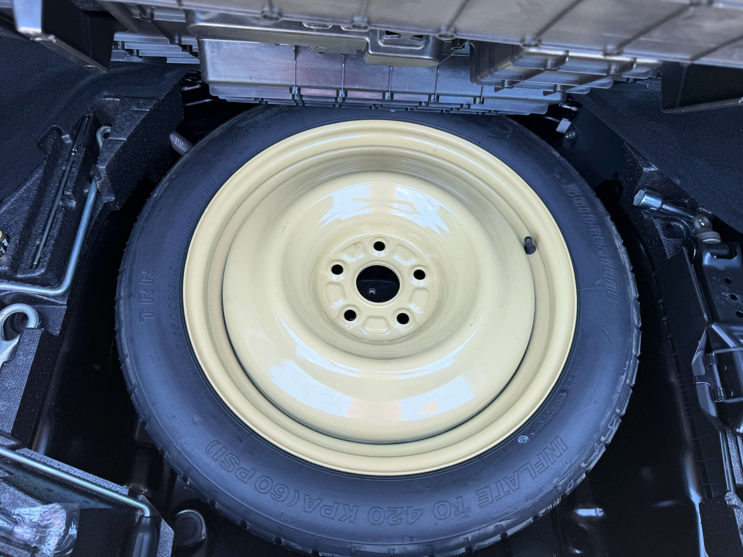 spare tire and wheel for 2007 Lexus LS600h AWD V8 5.0L Hybrid luxury sedan