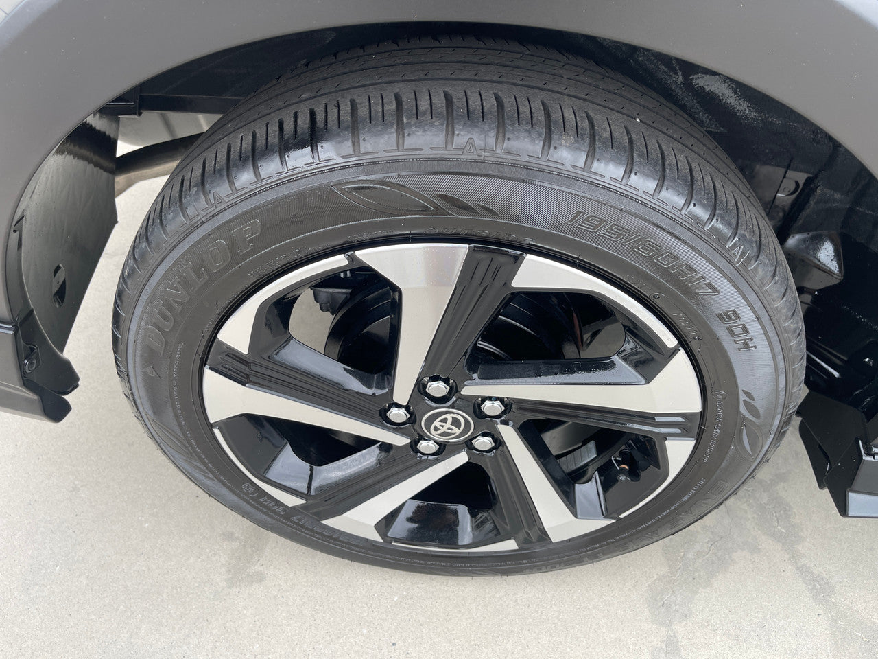 2022 Toyota Raize 1.2L e-Smart Hybrid Z, VIN 6ZZN0A202A0023805 (#3805)