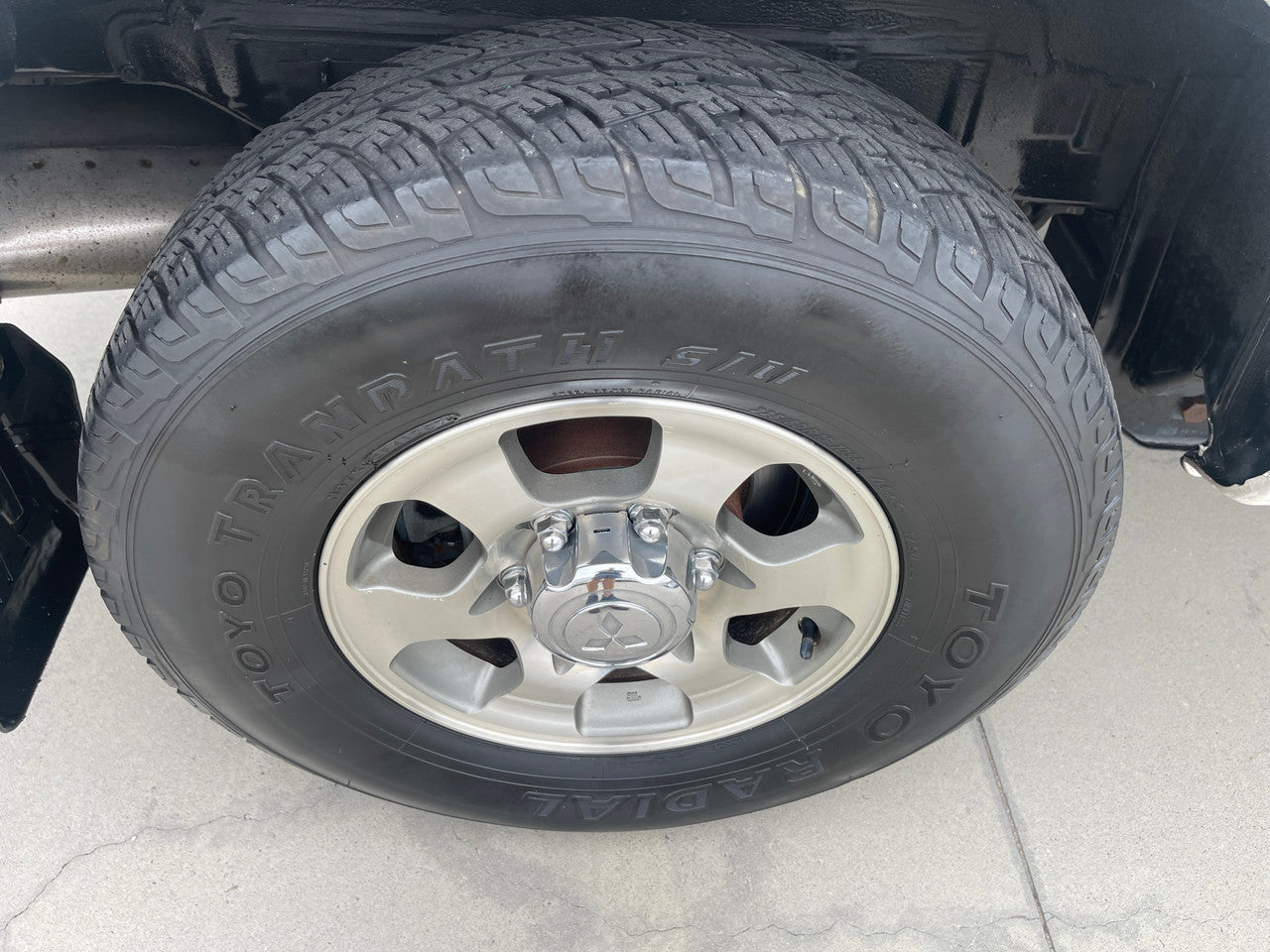 2002 Mitsubishi Delica Space Gear V6 3.0L 4WD Chamonix edition, VIN 6ZZ200PD6W0703128 (#3128)