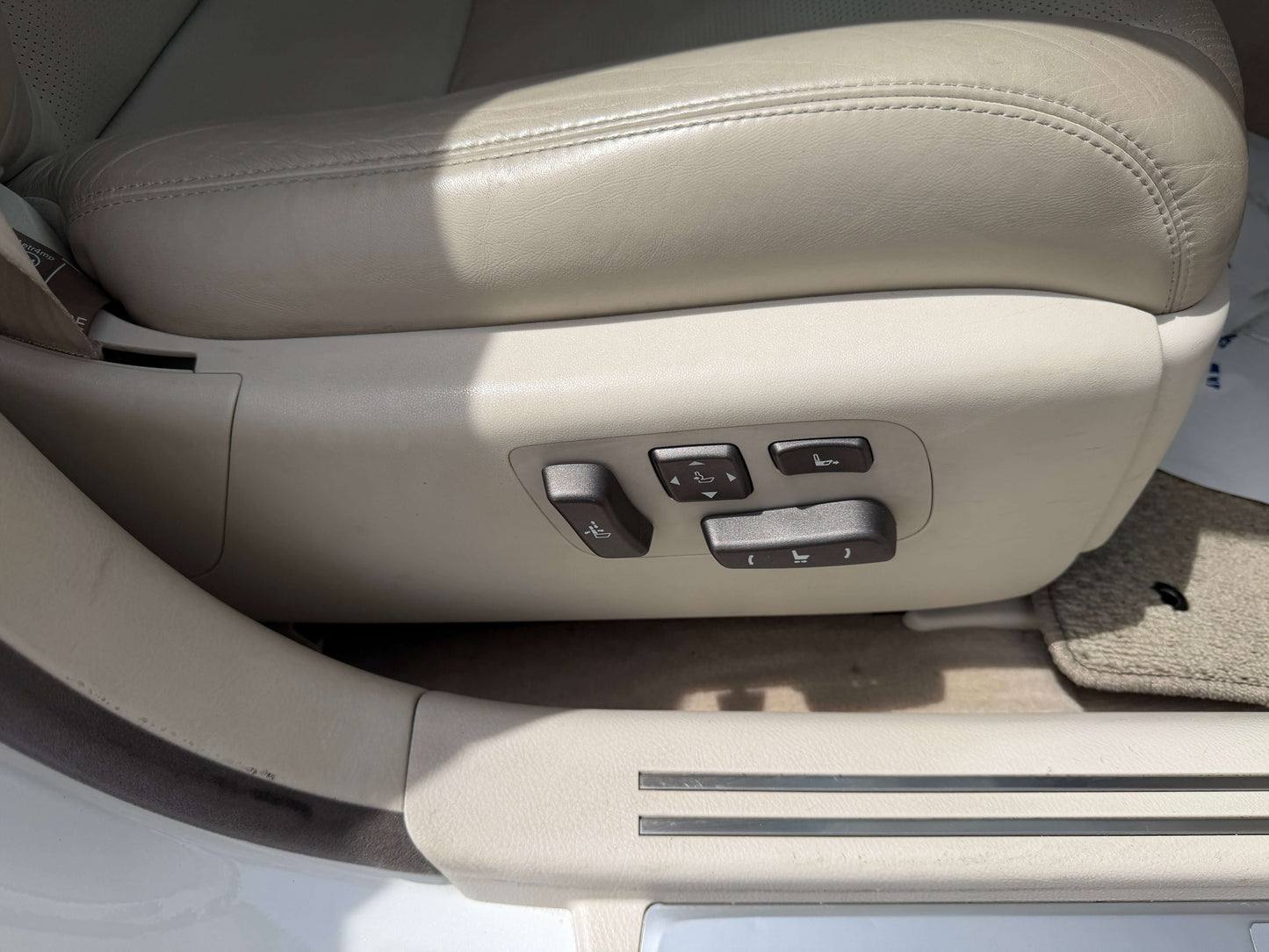 2007 Lexus LS460 V8 4.6L luxury sedan seat adjustment controls on beige leather upholstery