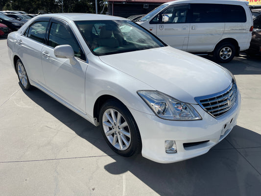 2008 Toyota Crown V6 3.0L Royal Saloon Luxury Sedan, VIN 6ZZ8GRS2020002221 (#2221)