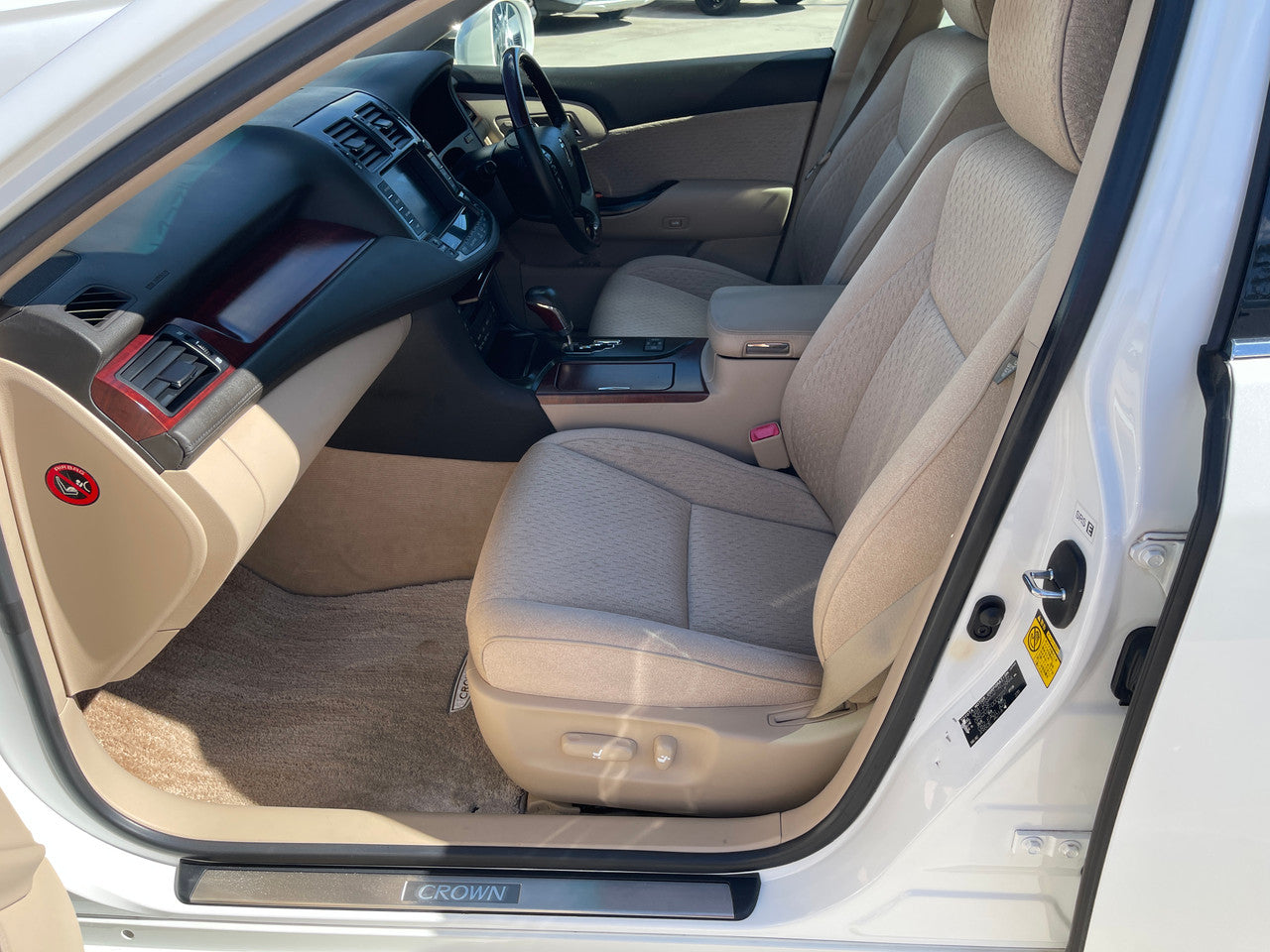 2008 Toyota Crown V6 3.0L Royal Saloon Luxury Sedan, VIN 6ZZ8GRS2020002221 (#2221)