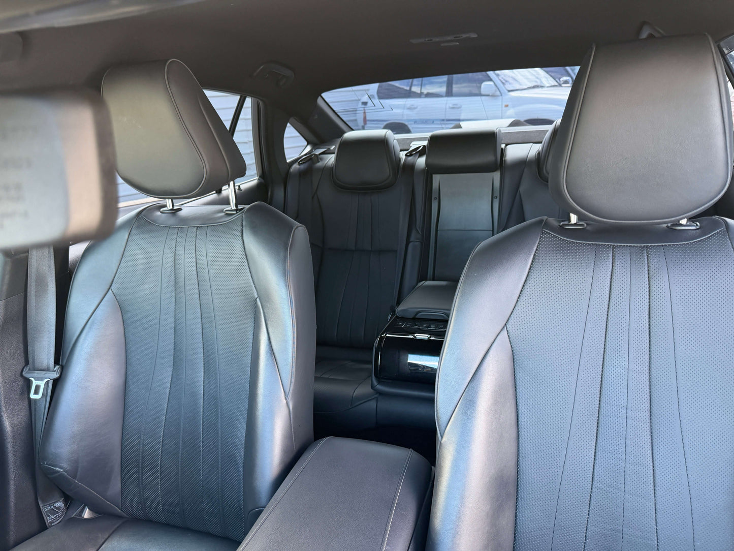 2019 Toyota Crown 2.5L Hybrid G-Edition Luxury Sedan, (#7635)