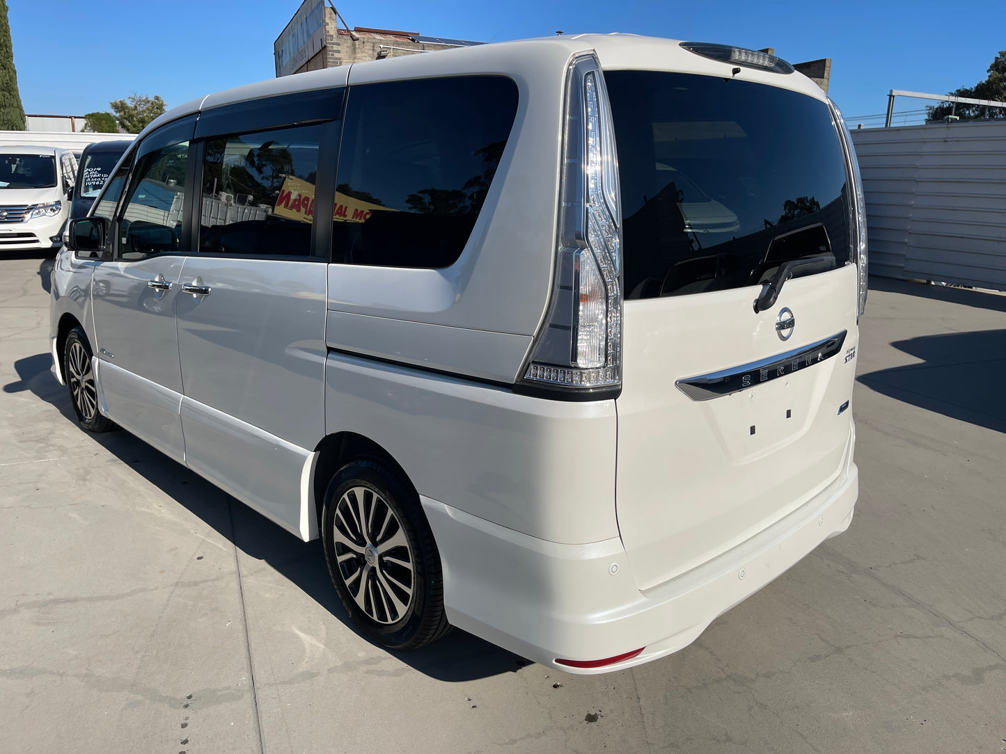 2015 Nissan Serena 2.0L S-Hybrid Highway Star, VIN 6ZZF00HFC26290603 (#0603)