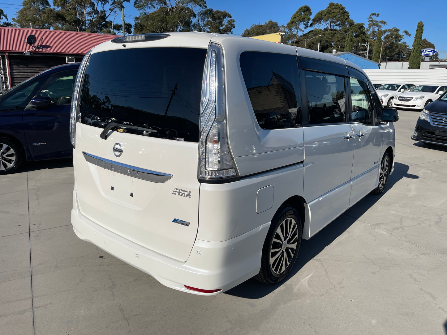 2015 Nissan Serena 2.0L S-Hybrid Highway Star, VIN 6ZZF00HFC26290603 (#0603)