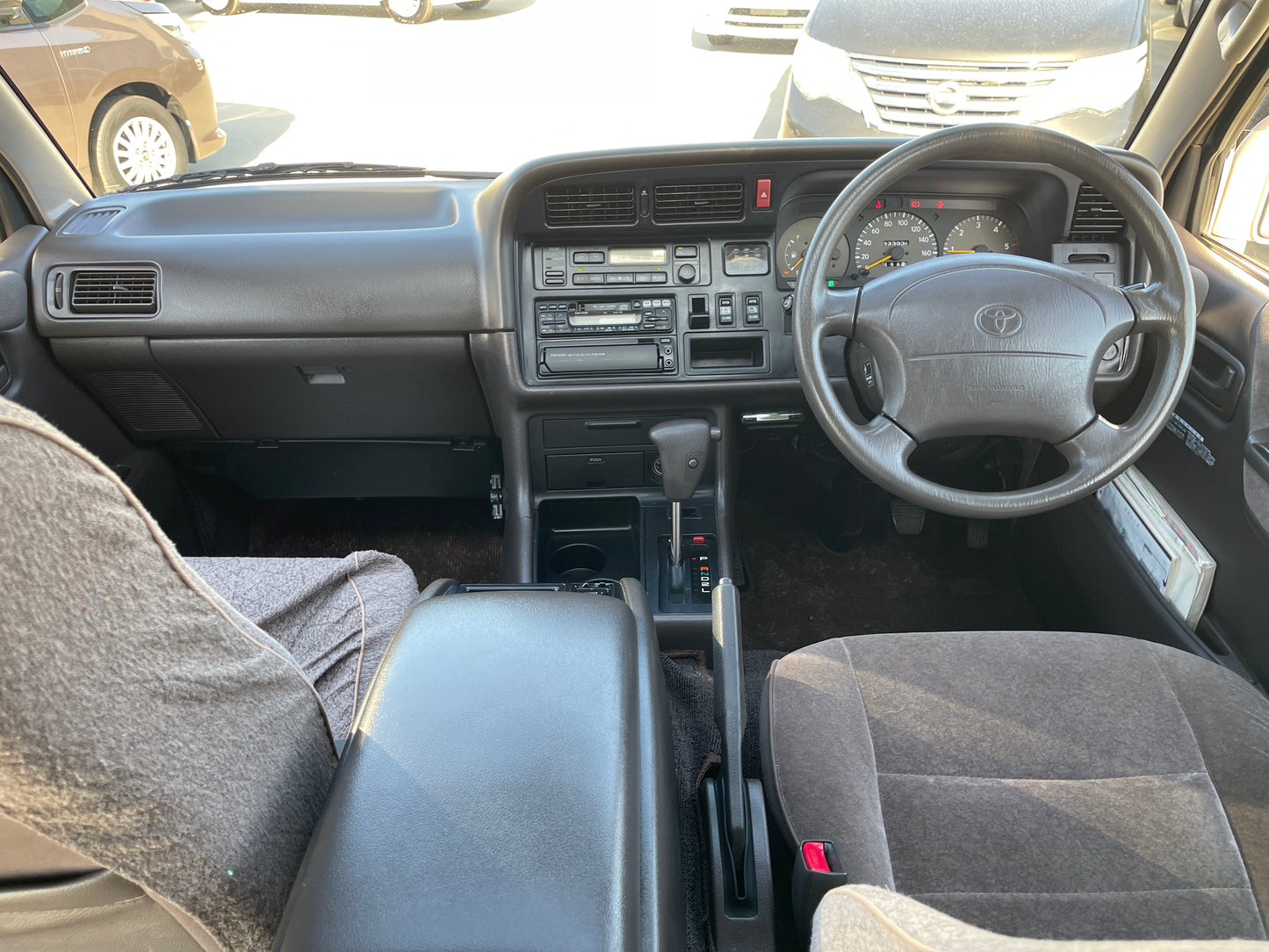 1995 Toyota Hiace 3.0L Turbo-Diesel Super Custom Triple Moonroof 8 seats, VIN 6ZZSKZH1000018359 (#8359)