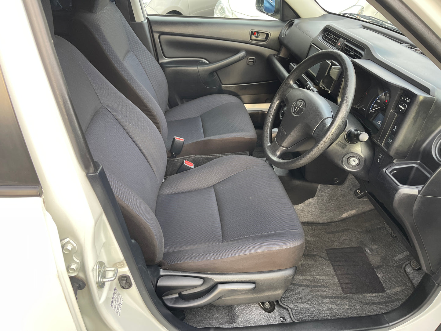 2020 Toyota Probox Hybrid 1.5L Station Wagon, VIN 6ZZLNHP1600016534 (#6534)