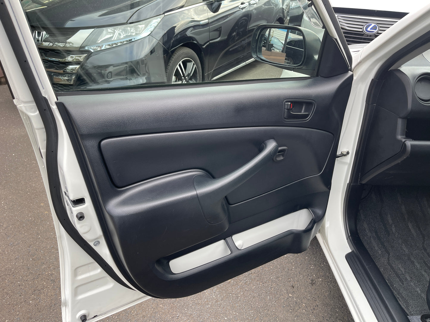 2020 Toyota Probox Hybrid 1.5L Station Wagon, VIN 6ZZLNHP1600016534 (#6534)