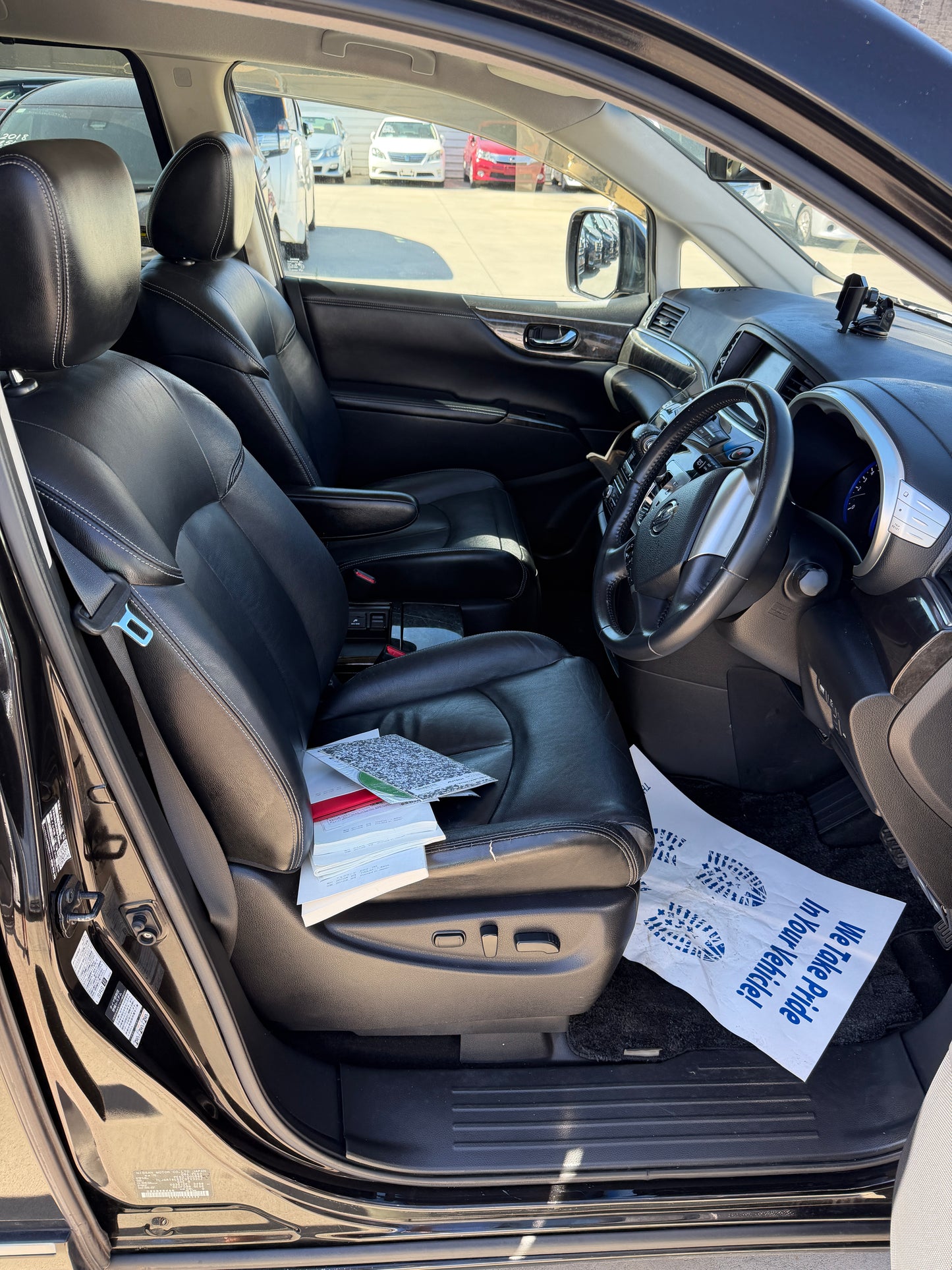 2010 Nissan Elgrand V6 3.5L Rider Autech Premium 7 seats Luxury People Mover, (#0598)