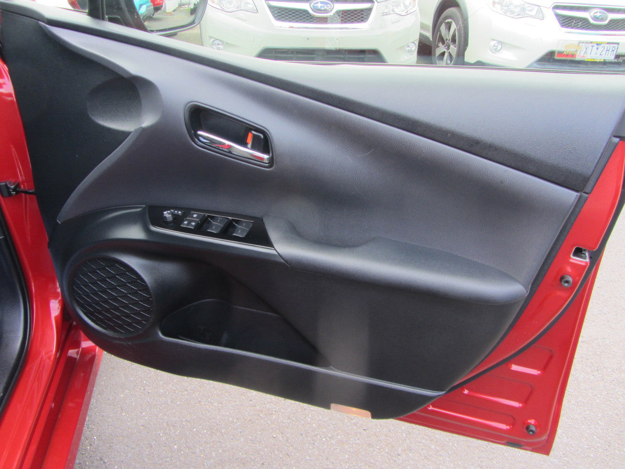 2019 Toyota Prius Prime Plug-In Hybrid 1.8L G-Edition 5 seater, VIN 6ZZK0ZVW523142922 (#2922)