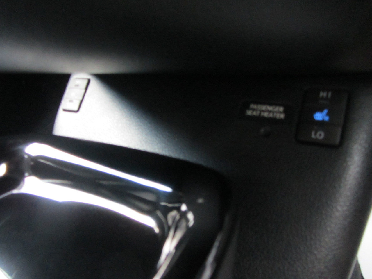 2019 Toyota Prius Prime Plug-In Hybrid 1.8L G-Edition 4 seater, VIN 6ZZK0ZVW523108638 (#8638)