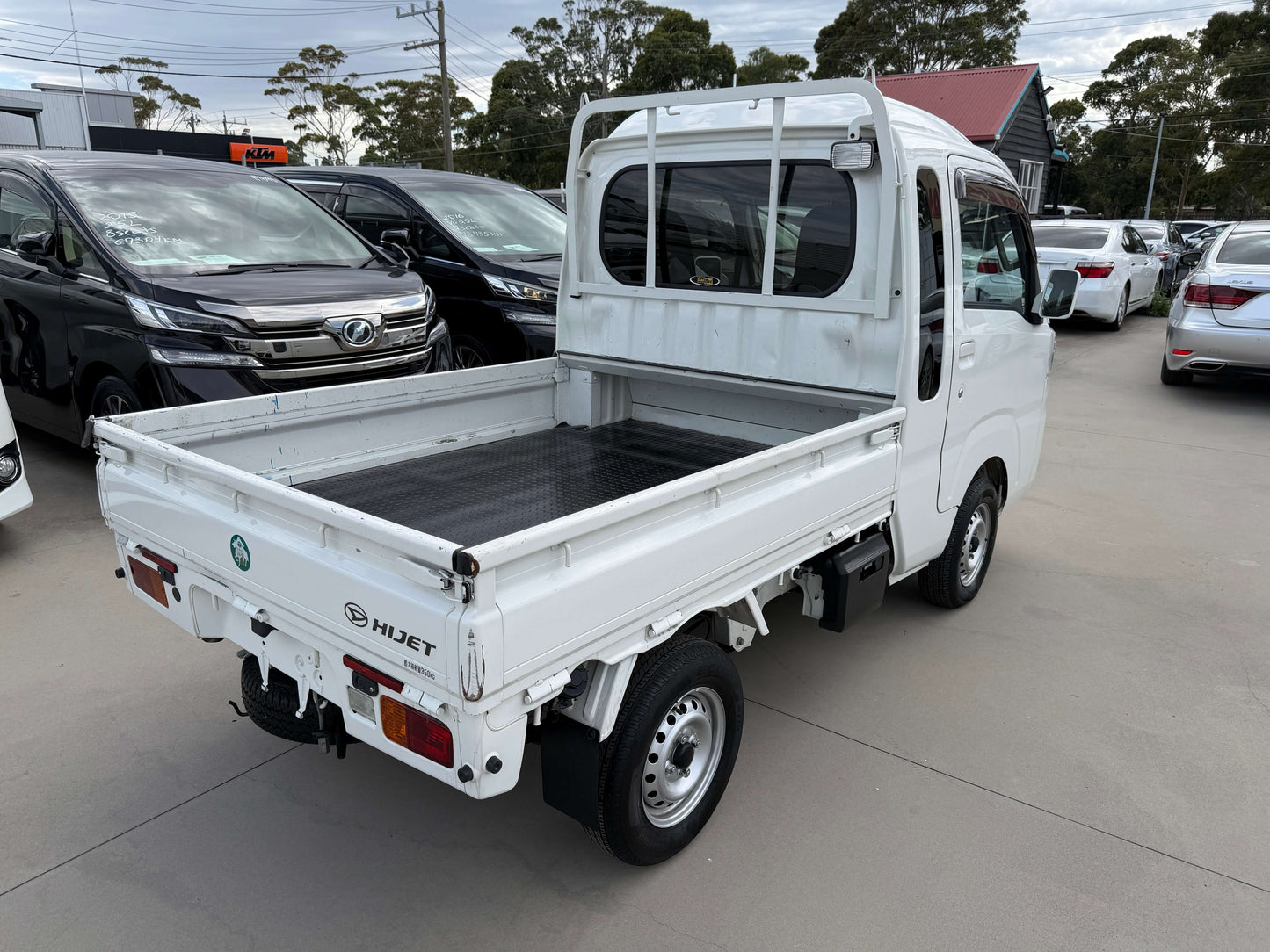 2021 Daihatsu Hijet Truck 660 Jumbo SA IIIt rear view showing cargo bed and design features