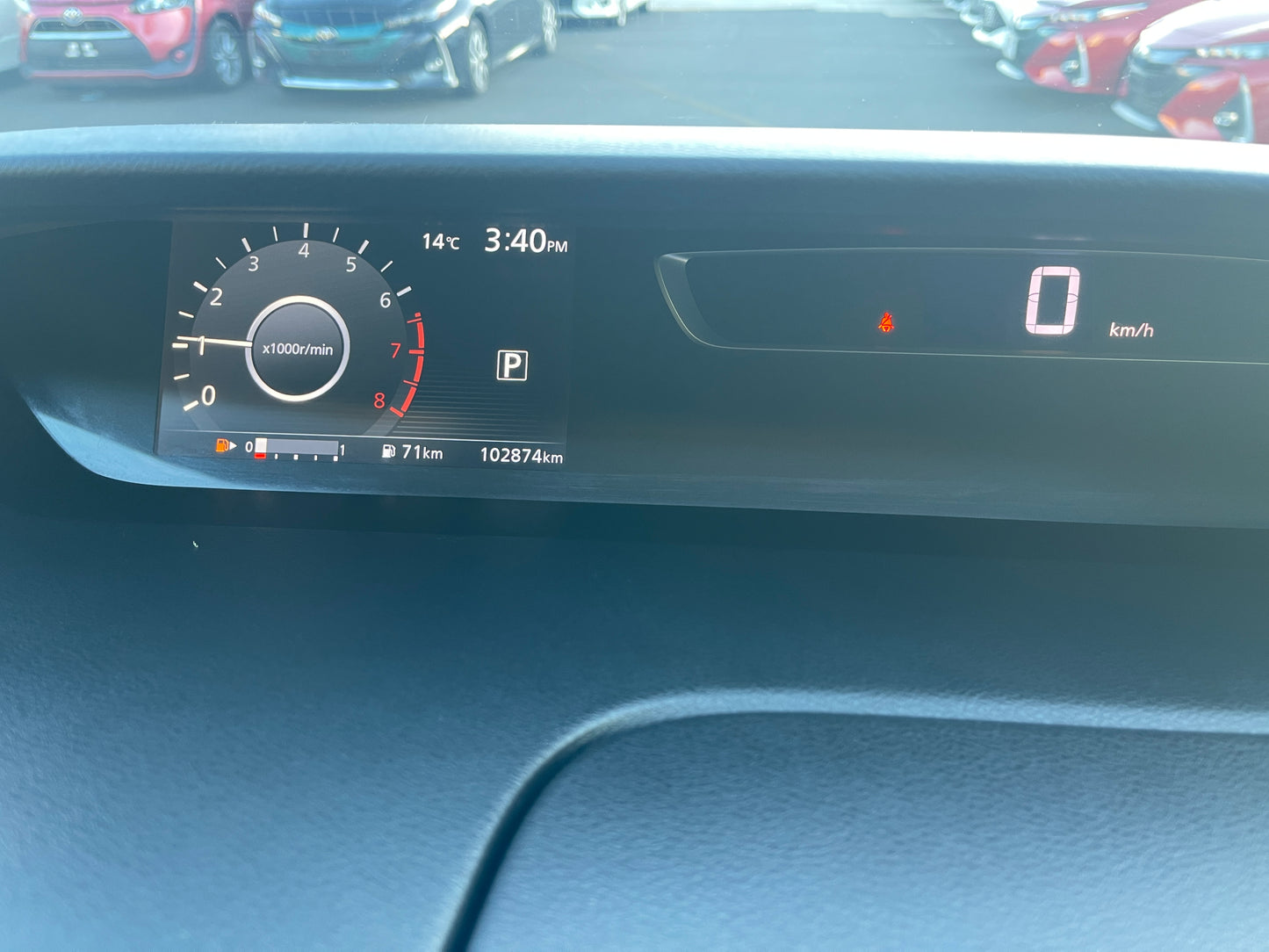2016 Nissan Serena 2.0L S-Hybrid Highway Star ProPilot Edition 8 seats, VIN 6ZZG00GFC27024092 (#4092)