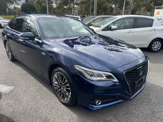 2021 Toyota Crown V6 3.5L Hybrid G-Executive Edition Luxury Sedan, VIN 6ZZLGWS2241009559 (#9559)