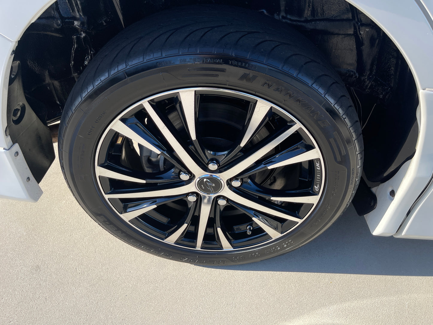 2014 Toyota Esquire 1.8 Hybrid Gi Edition 7 seater, VIN 6ZZE0ZWR800066256 (#6256)
