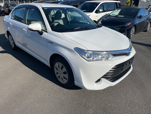 2016 Toyota Corolla Axio Hybrid 1.5L Sedan, VIN 6U90NKE1657135755 (#5755)