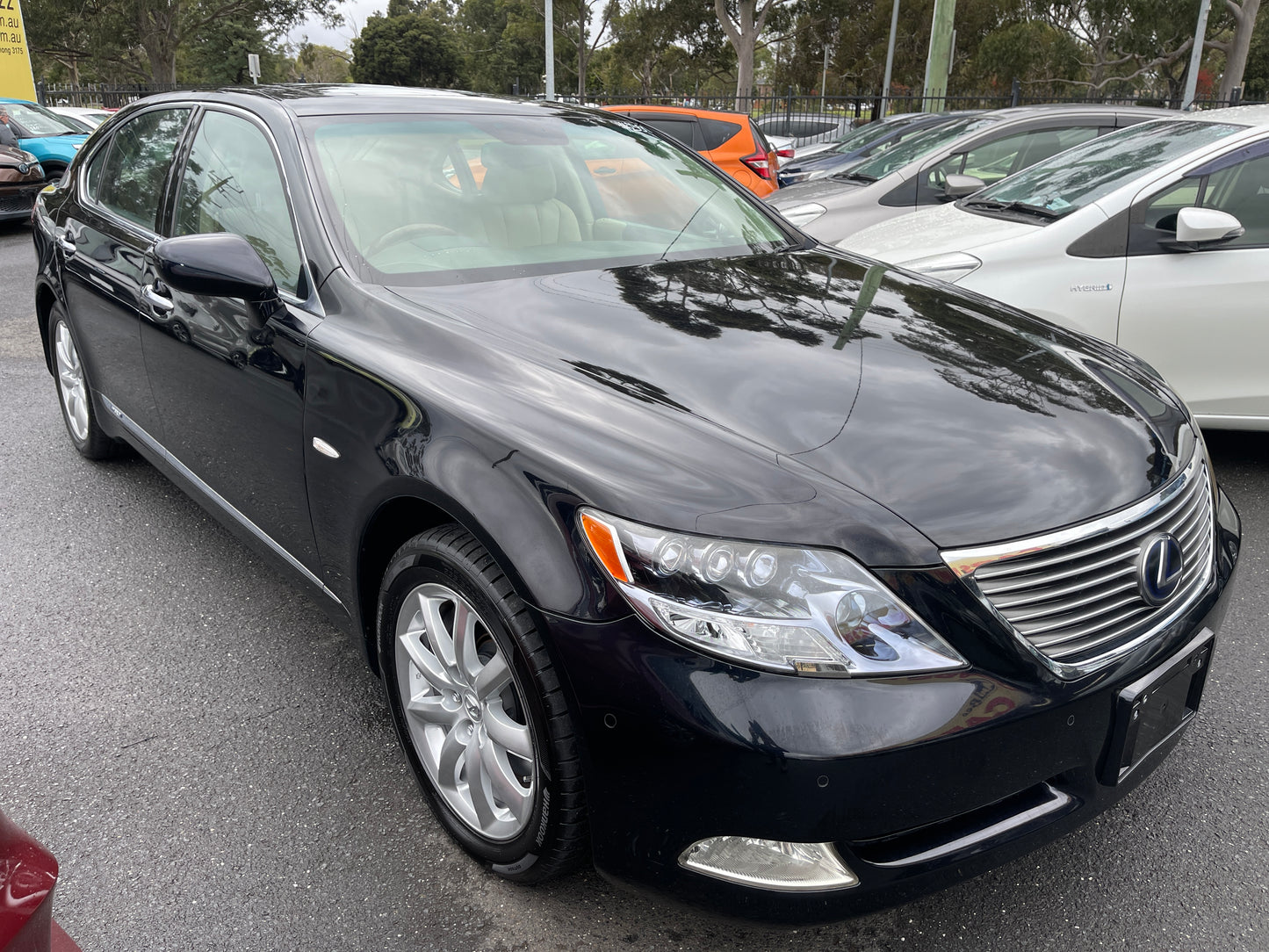 2007 Lexus LS600hL AWD V8 5.0L Sun Roof Luxury Sedan, VIN 6ZZ70UVF465002351 (#2351)