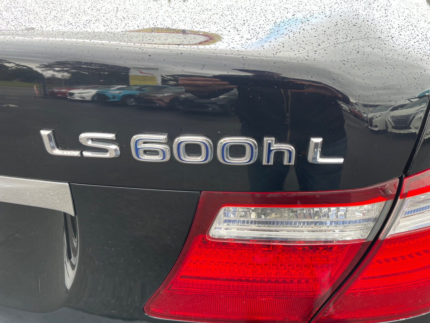 2007 Lexus LS600hL AWD V8 5.0L Sun Roof Luxury Sedan, VIN 6ZZ70UVF465002351 (#2351)