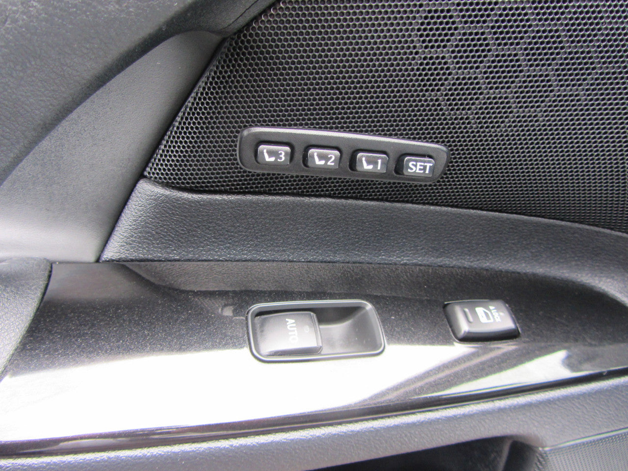 2007 Lexus IS350 V6 3.5L Version L Sport Sedan, VIN 6ZZ70GSE215017751 (#7751)