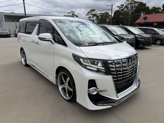 2016 Toyota Alphard 2.5L SA Package 7 seats Luxury People Mover, (#1354)