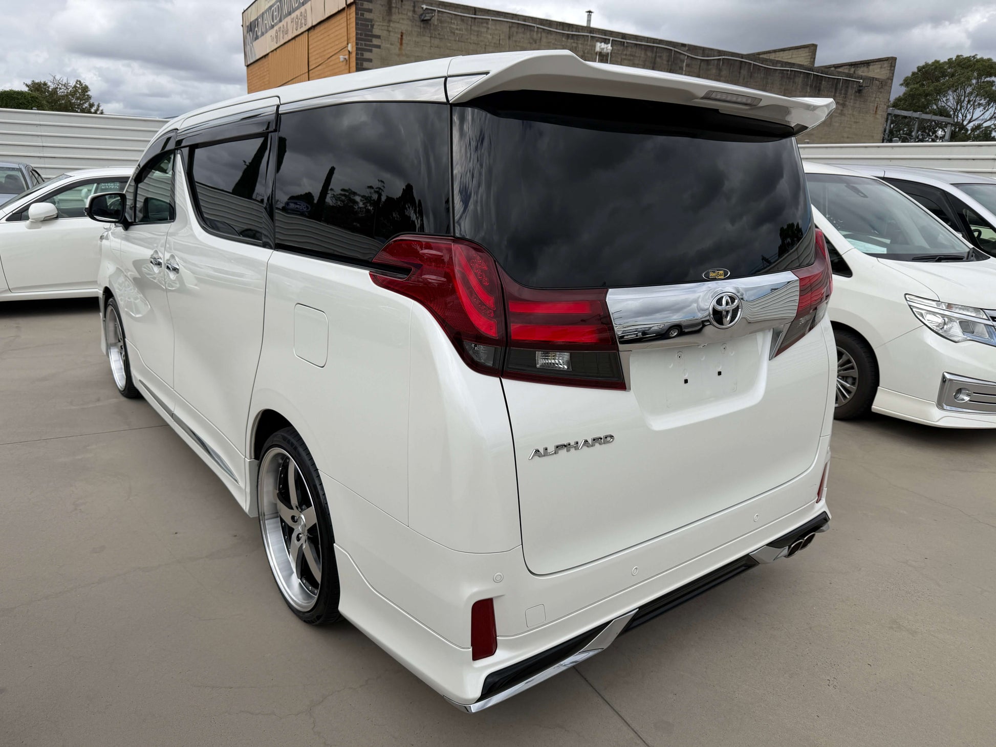2016 Toyota Alphard 2.5L SA Package rear view, showcasing its luxury design and features.