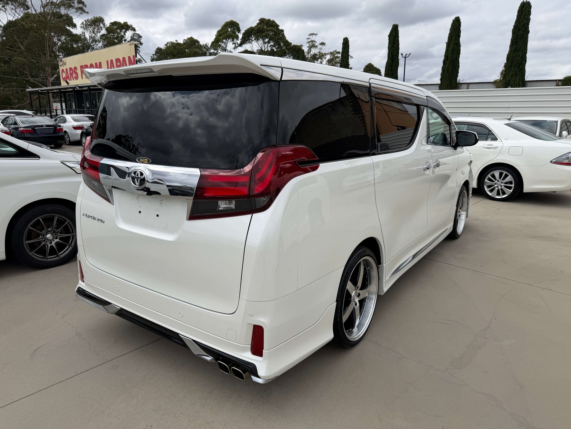 2016 Toyota Alphard 2.5L SA Package Luxury People Mover rear view with stylish design and chrome accents.