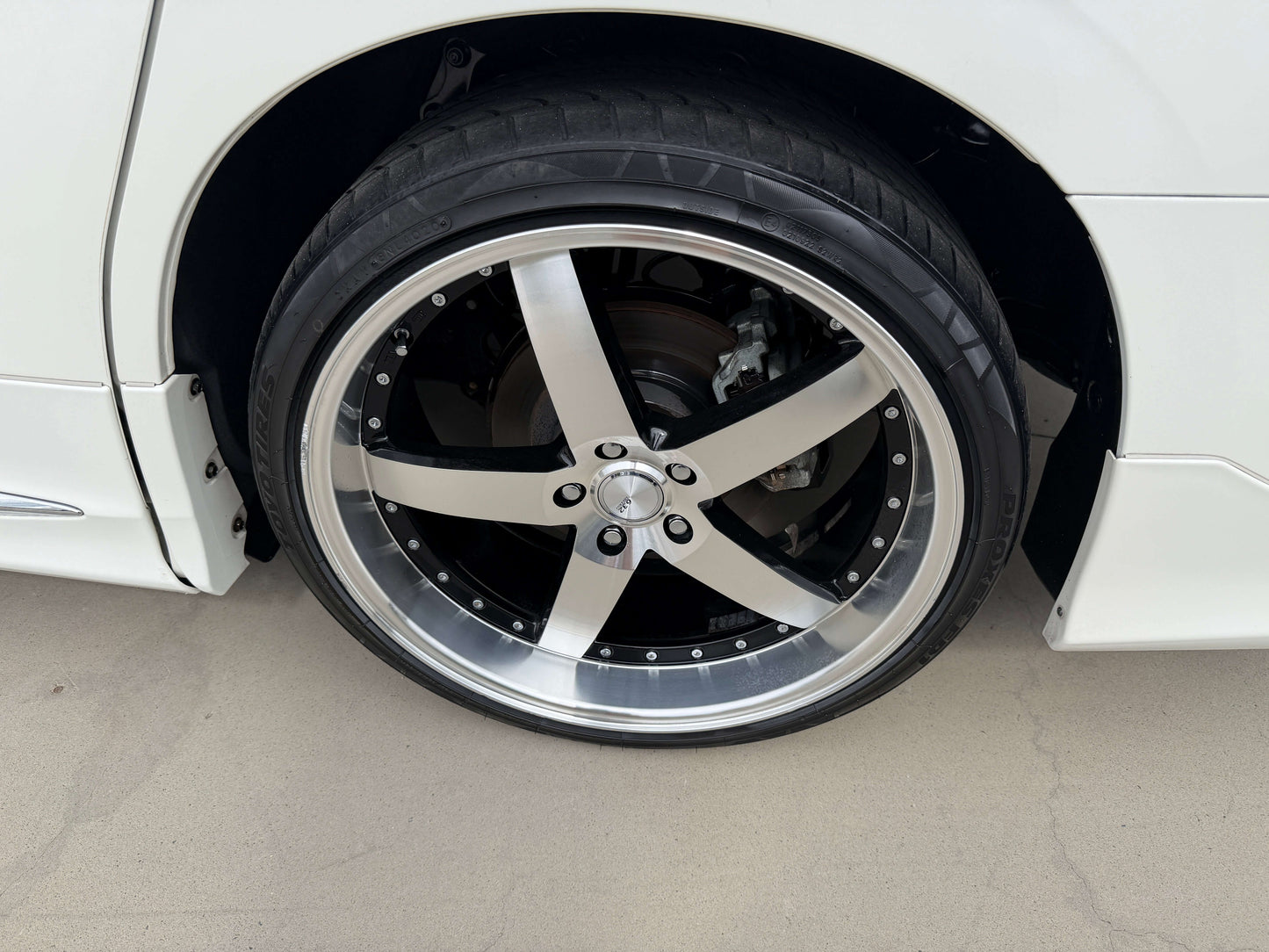 Close-up of the stylish alloy wheel on a 2016 Toyota Alphard 2.5L SA Package luxury people mover.