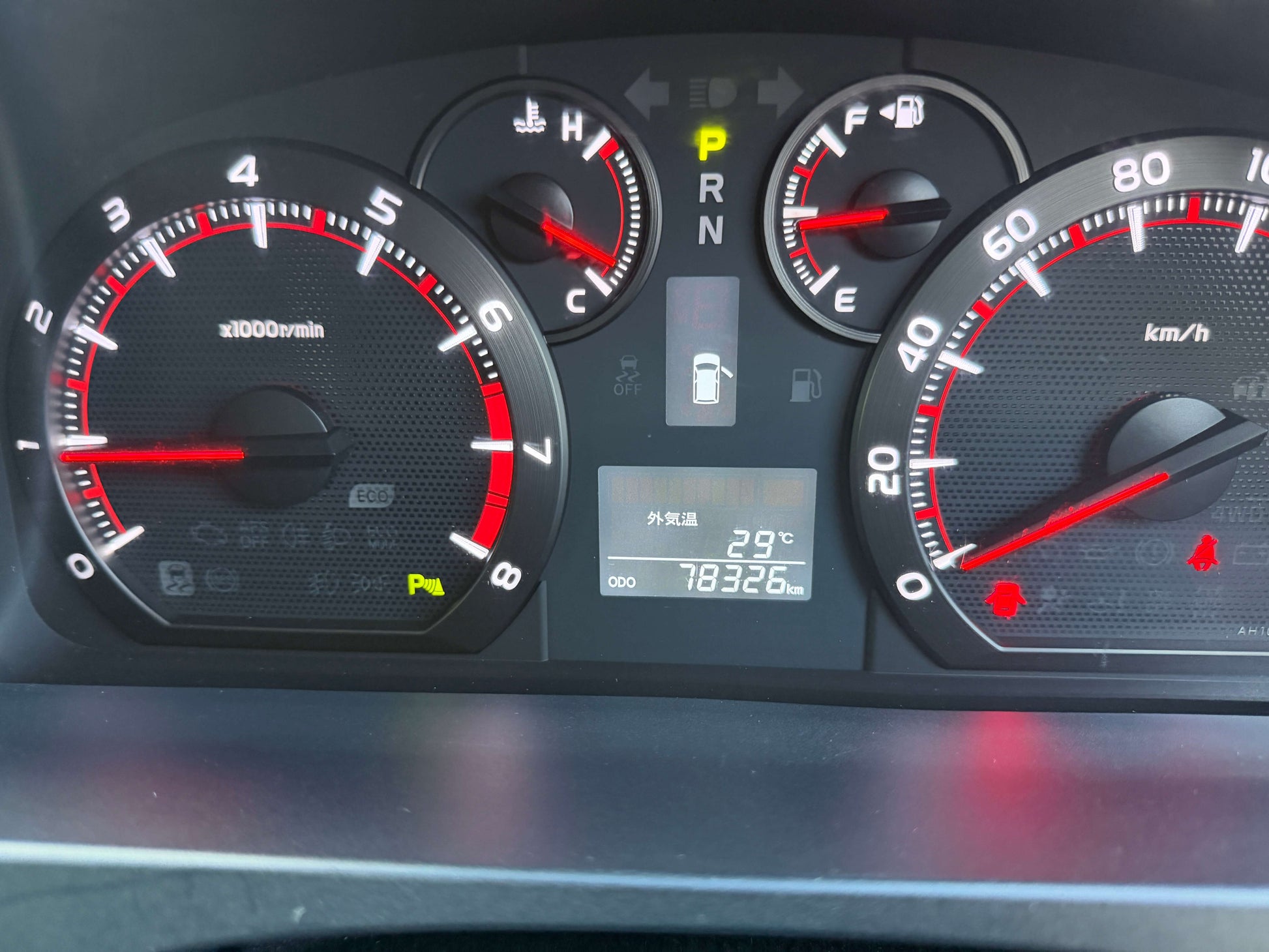 Dashboard display of a 2013 Toyota Vellfire 2.4L showing speedometer, fuel level, and mileage of 78326 km.