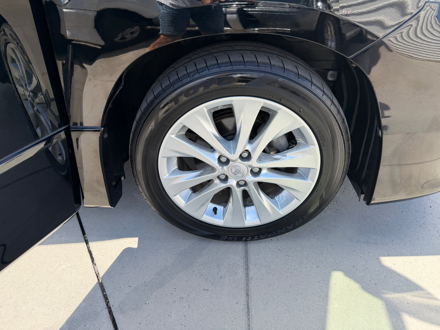 2011 Toyota Vellfire 2.4L Z Edition 7 seats People Mover, (#3315)