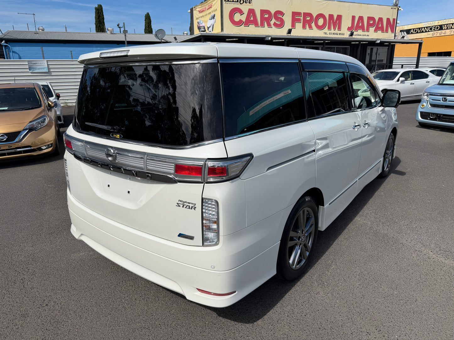 2013 Nissan Elgrand V6 3.5L Highway Star Premium 7 seats, (#0281)