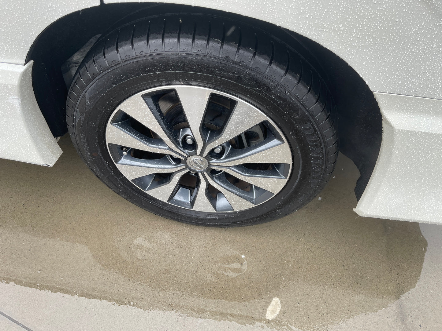 2016 Nissan Serena 2.0L S-Hybrid Highway Star ProPilot Edition 8 seats, VIN 6ZZG00GFC27010872 (#0872)