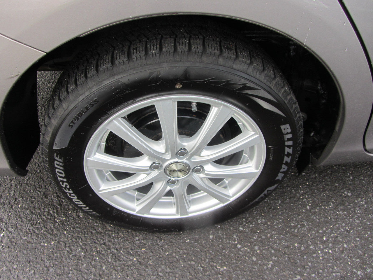 2019 Toyota Corolla Axio Hybrid 1.5L Sedan, VIN 6ZZJNKE1657204982 (#4982)