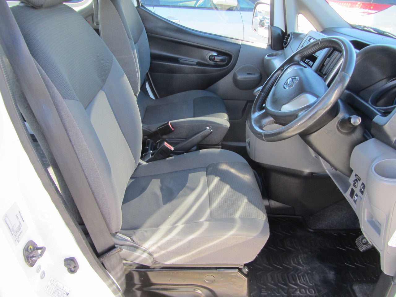 2015 Nissan e-NV200 kW S-Edition Full Electric (#2517)