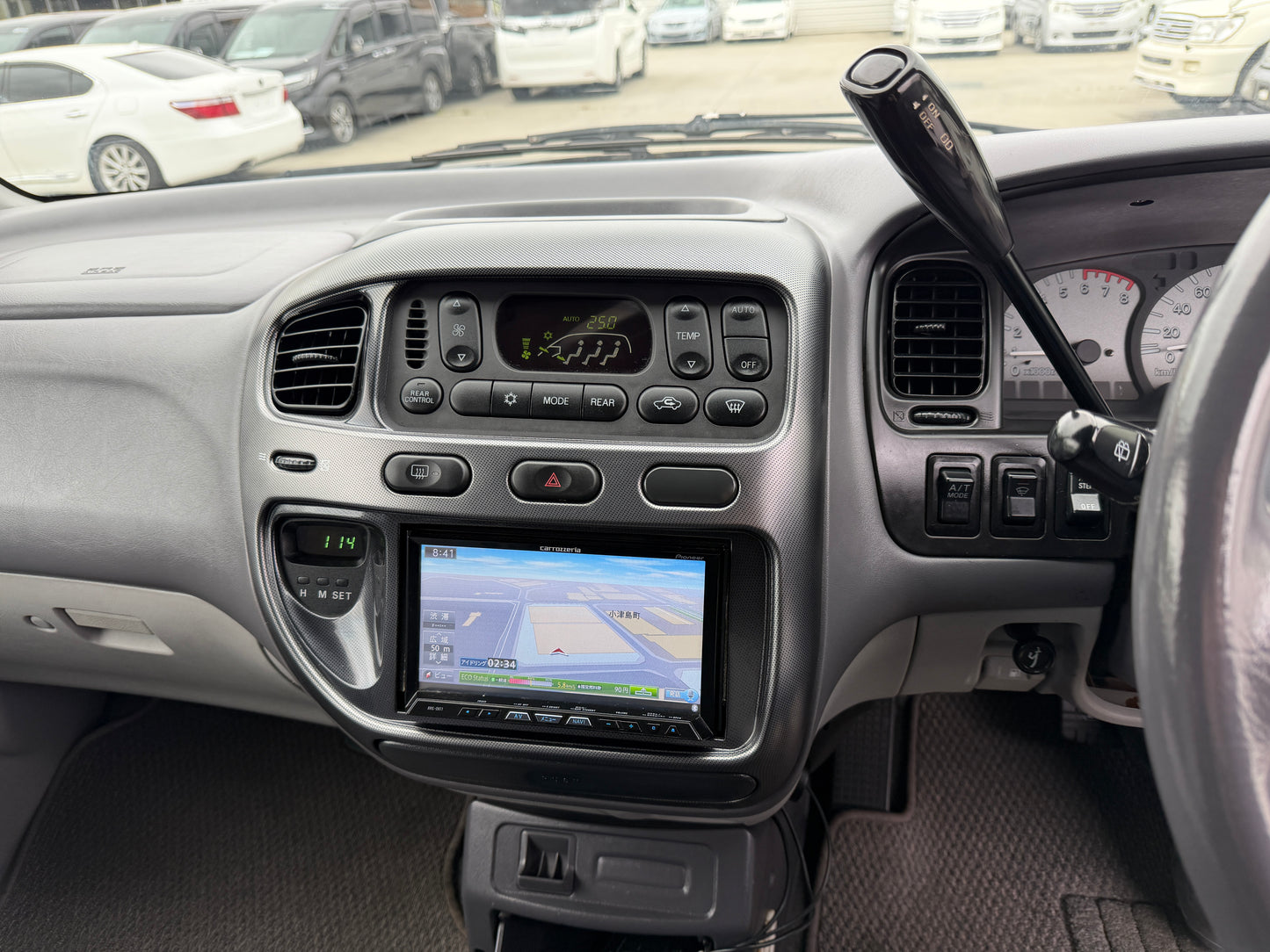 2005 Mitsubishi Delica Space Gear V6 3.0L 4WD Chamonix edition,(#0326)