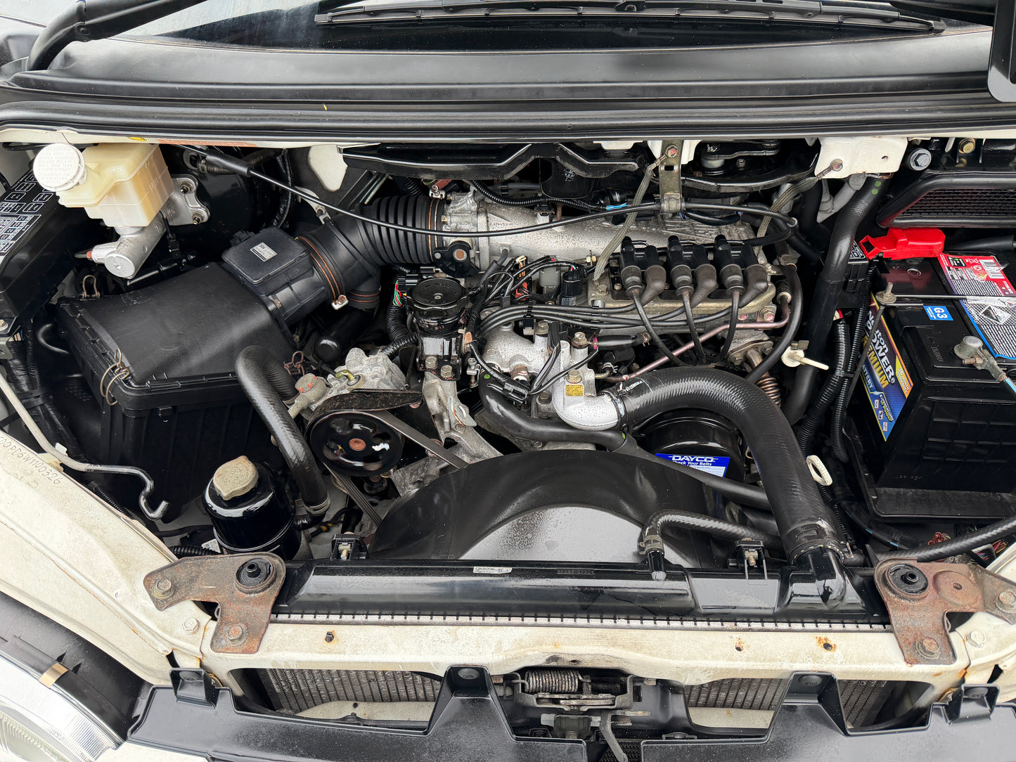 2005 Mitsubishi Delica Space Gear V6 3.0L 4WD Chamonix edition,(#0326)