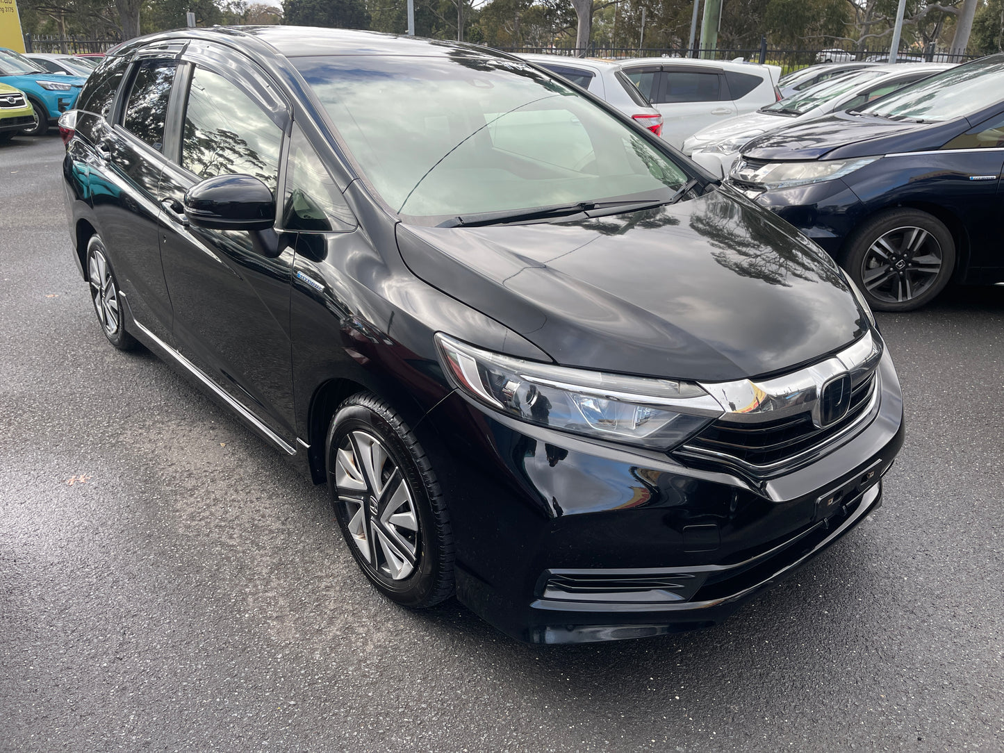 2018 Honda Shuttle Hybrid X Honda Sensing Edition 5 seater, 6ZZK000GP72108672 (#8672)