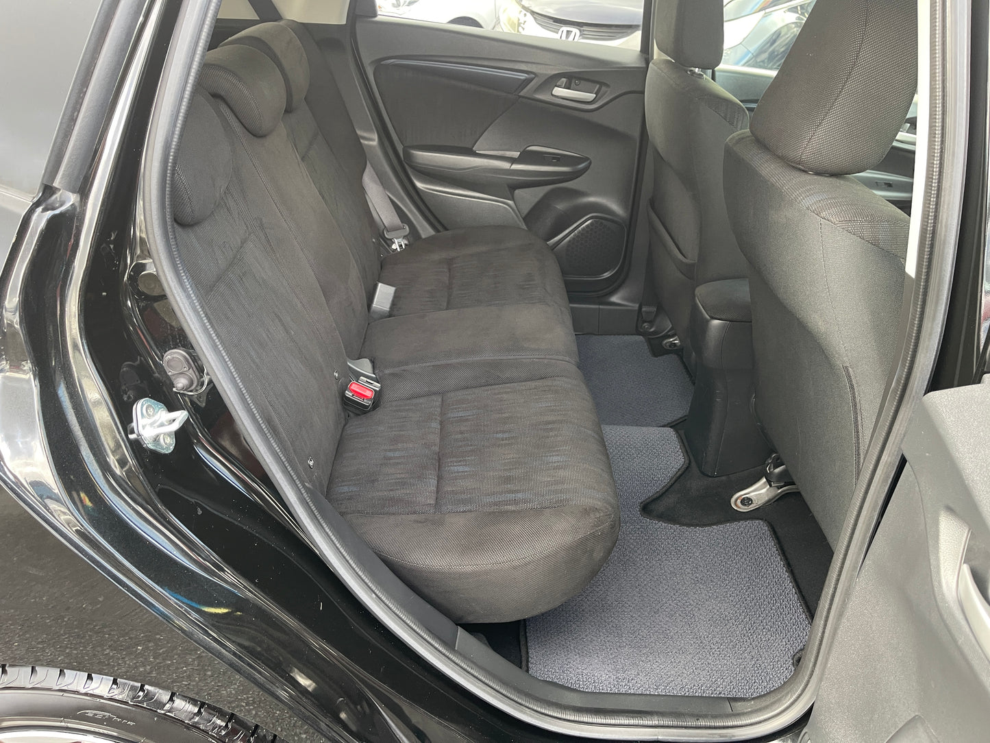 2018 Honda Shuttle Hybrid X Honda Sensing Edition 5 seater, 6ZZK000GP72108672 (#8672)