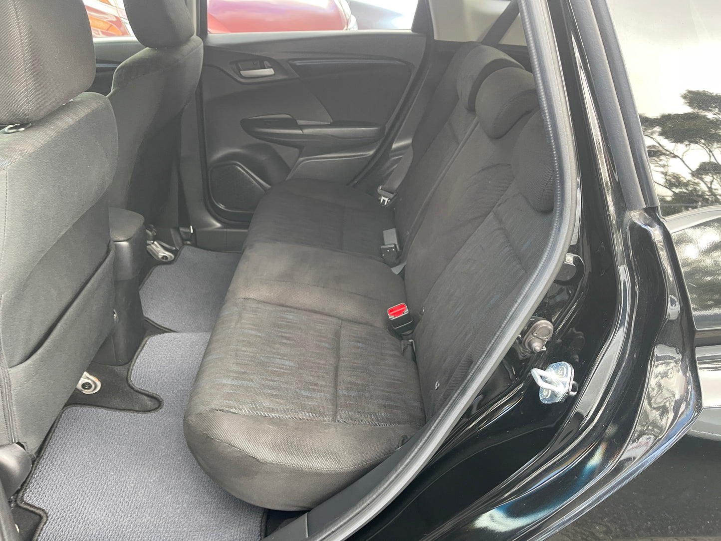 2018 Honda Shuttle Hybrid X Honda Sensing Edition 5 seater, 6ZZK000GP72108672 (#8672)