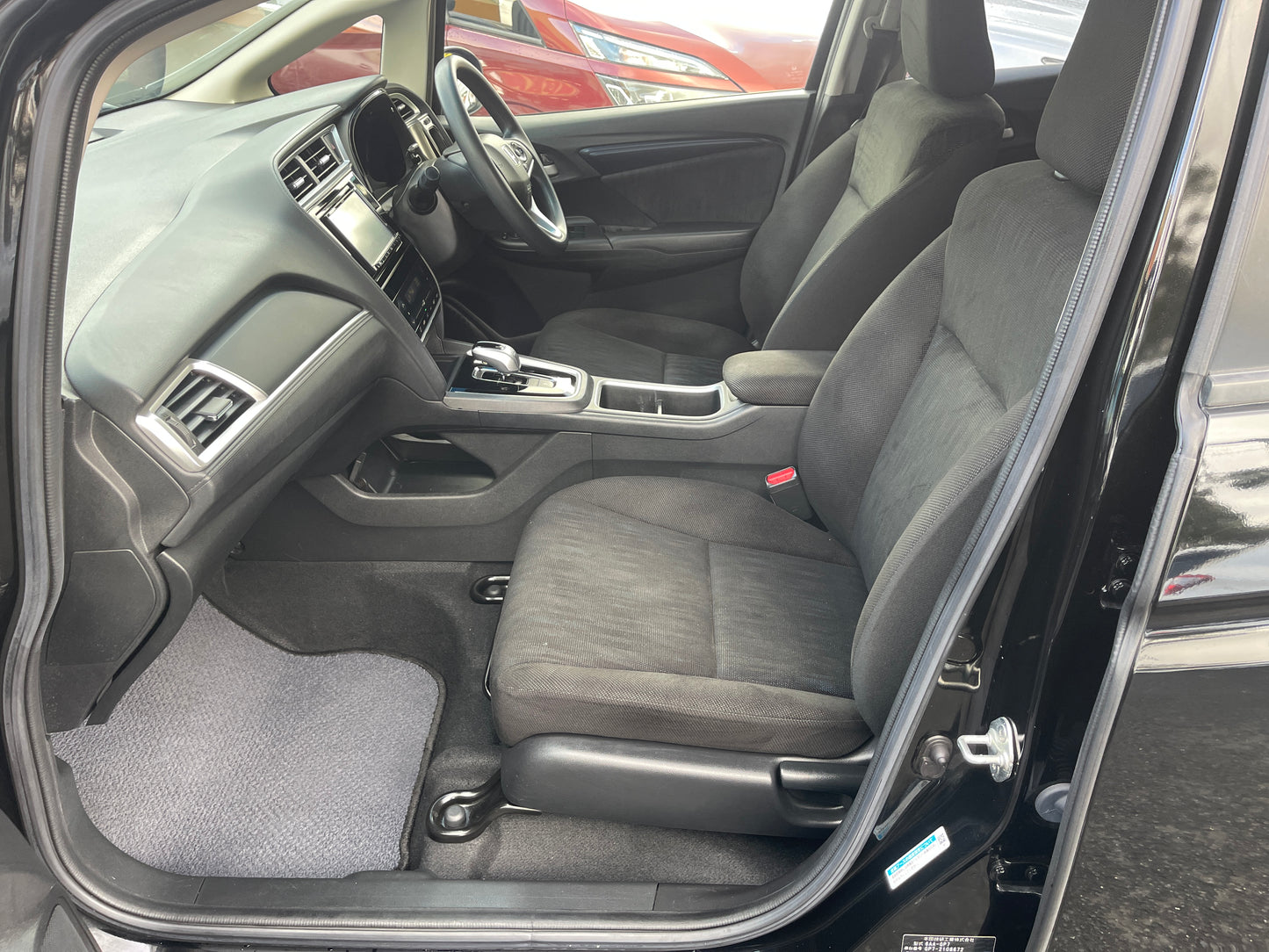 2018 Honda Shuttle Hybrid X Honda Sensing Edition 5 seater, 6ZZK000GP72108672 (#8672)