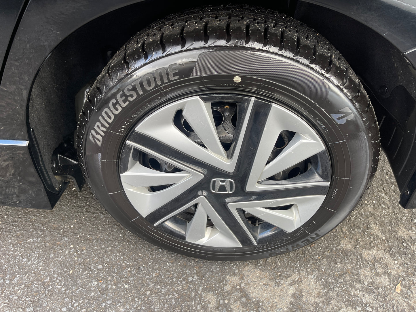 2018 Honda Shuttle Hybrid X Honda Sensing Edition 5 seater, 6ZZK000GP72108672 (#8672)